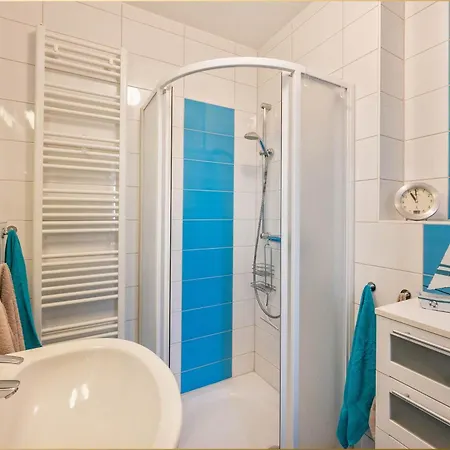 Paul-kuehne-str 4 Tintenfisch Апартаменты Козеров